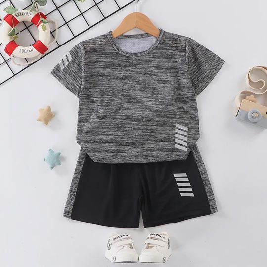 【18M-13Y】2-piece Boys Casual Sports Round Neck Short Sleeve T-shirt And Shorts Set