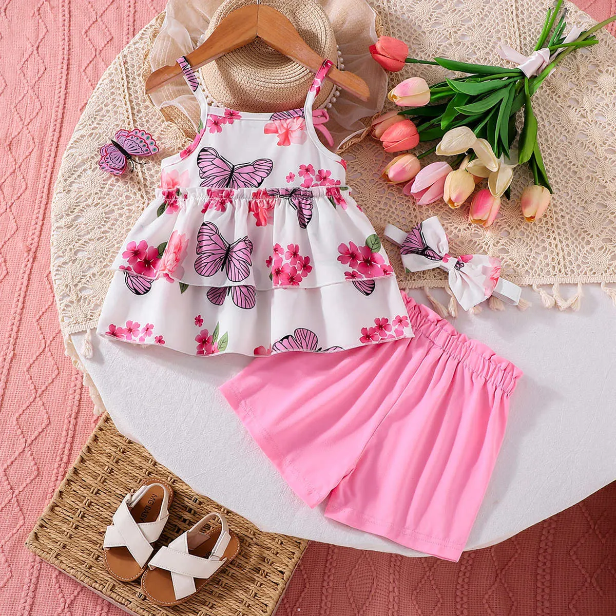 【3M-3Y】3-piece Girls Butterfly And Flower Print Top And Shorts Set (With Hairband)