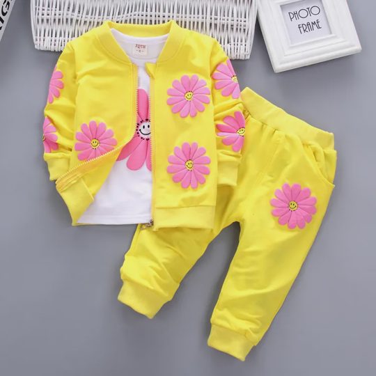 【12M-7Y】3-piece Girls Floral Print T-Shirt And Jacket And Pants Set - 34207