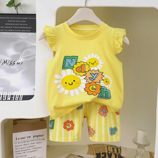 【12M-6Y】Unisex Cartoon Letter Fries Star & Heart Print Flutter Sleeve T-Shirt + Shorts Set