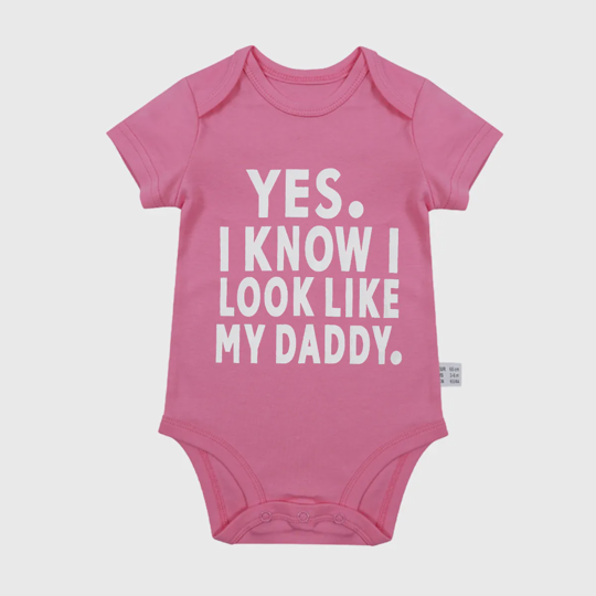 【0M-24M】Adorable Baby Bodysuit With "Yes, I Know I Look Like My Daddy" Print